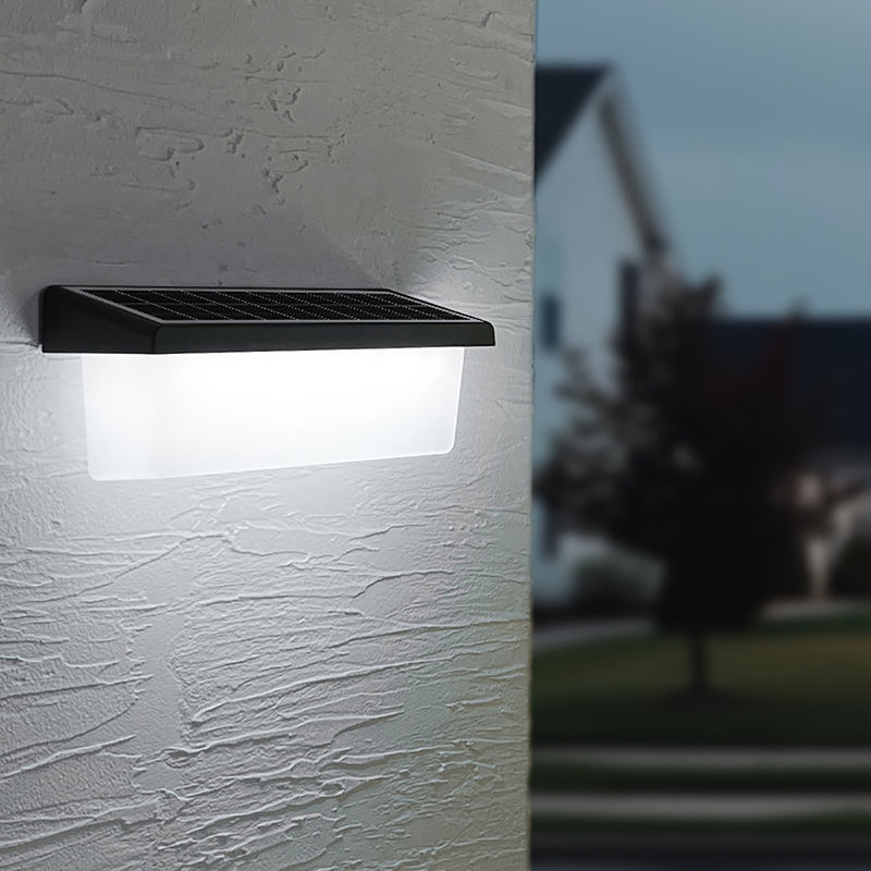 1 Jahr Garantie Solar Außenwandleuchten ABS+PC Material Solar Gartenleuchten Außenwand Led