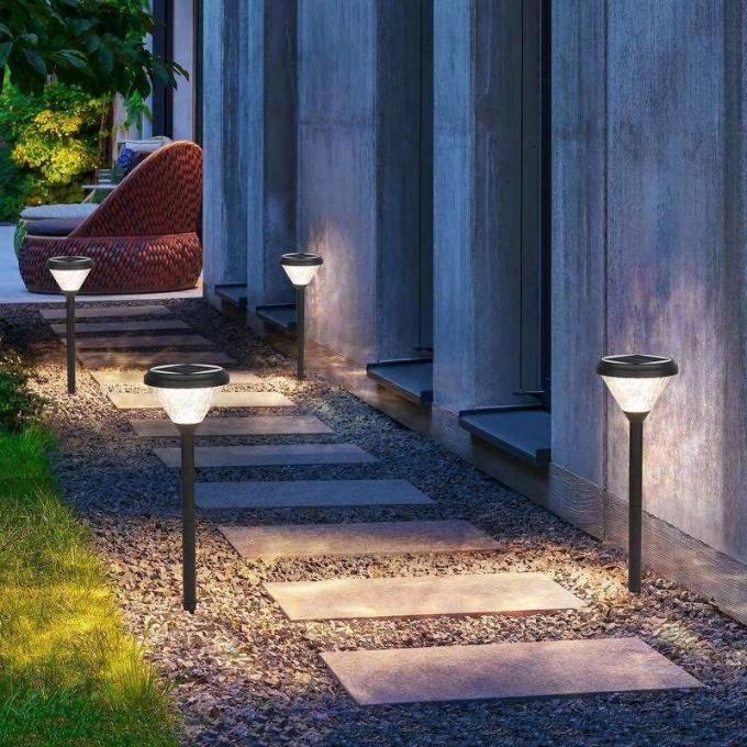Heiße verkaufende Dekoration wasserdichtes im Freien geführtes Solarlicht-Rasen, das Spike-Garten-Licht anstrahlt 0