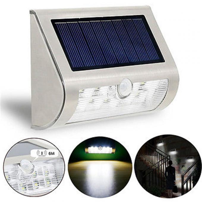 Solarbewegungs-Sensor-an der Wand befestigte Solarlichter im Freien im Garten